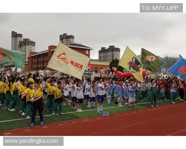岁月静好足球依旧辉煌让我们共同见证绿茵场上的传奇时刻 岁月静好足球依旧辉煌让我们共同见证绿茵场上的传奇时刻